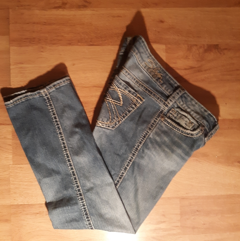 Silver Capris
